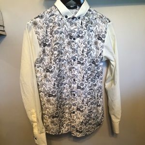 VSKA Medium Button-Down